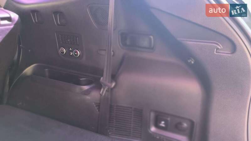 Внедорожник / Кроссовер Hyundai Grand Santa Fe 2014 в Киеве