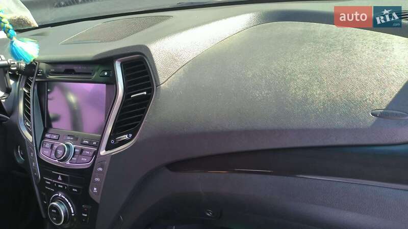 Внедорожник / Кроссовер Hyundai Grand Santa Fe 2014 в Киеве