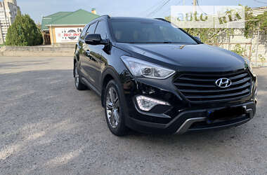 Внедорожник / Кроссовер Hyundai Grand Santa Fe 2014 в 