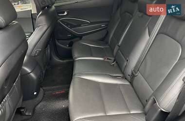 Внедорожник / Кроссовер Hyundai Grand Santa Fe 2015 в 