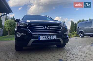 Внедорожник / Кроссовер Hyundai Grand Santa Fe 2016 в 