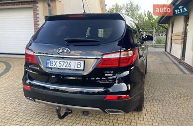 Внедорожник / Кроссовер Hyundai Grand Santa Fe 2016 в 