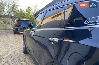 Внедорожник / Кроссовер Hyundai Grand Santa Fe 2016 в 