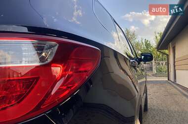 Внедорожник / Кроссовер Hyundai Grand Santa Fe 2016 в 