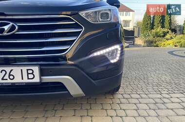 Внедорожник / Кроссовер Hyundai Grand Santa Fe 2016 в 