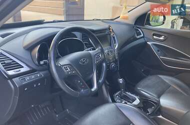Внедорожник / Кроссовер Hyundai Grand Santa Fe 2016 в 