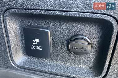 Внедорожник / Кроссовер Hyundai Grand Santa Fe 2016 в 