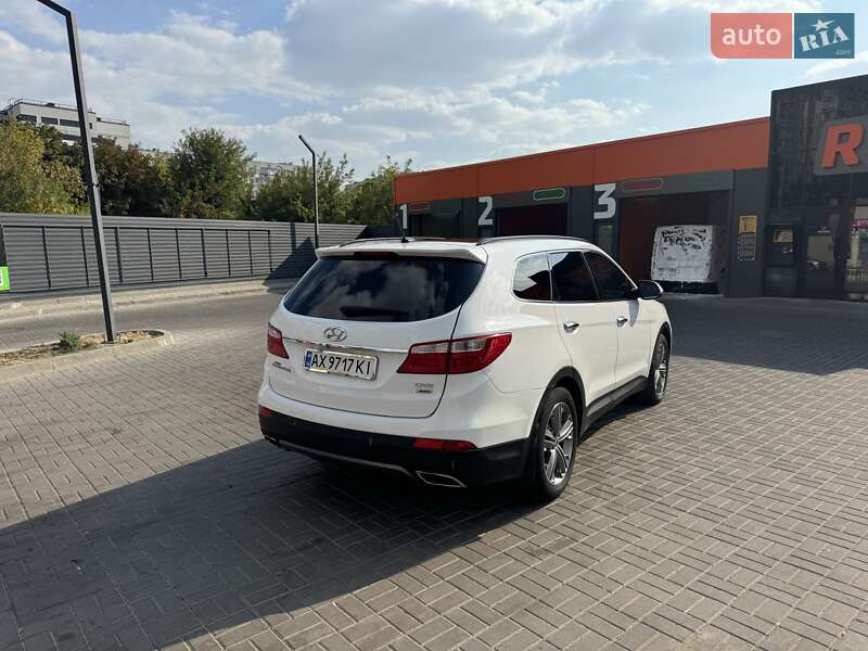 Внедорожник / Кроссовер Hyundai Grand Santa Fe 2013 в Харькове