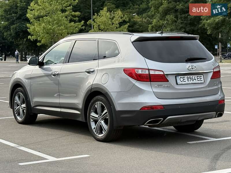Внедорожник / Кроссовер Hyundai Grand Santa Fe 2016 в Киеве