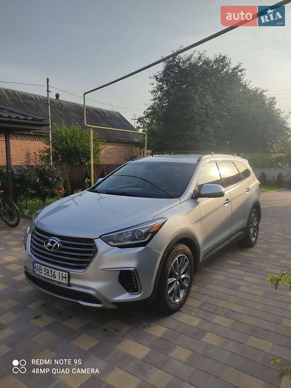 Внедорожник / Кроссовер Hyundai Grand Santa Fe 2016 в Казатине фото 2 Внедорожник / Кроссовер Hyundai Grand Santa Fe 2016 в Казатине