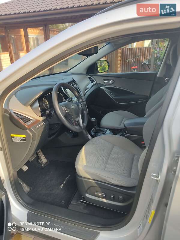 Внедорожник / Кроссовер Hyundai Grand Santa Fe 2016 в Казатине фото 11 Внедорожник / Кроссовер Hyundai Grand Santa Fe 2016 в Казатине