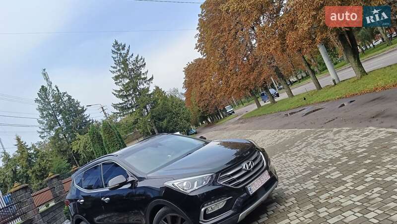 Внедорожник / Кроссовер Hyundai Grand Santa Fe 2016 в Ровно