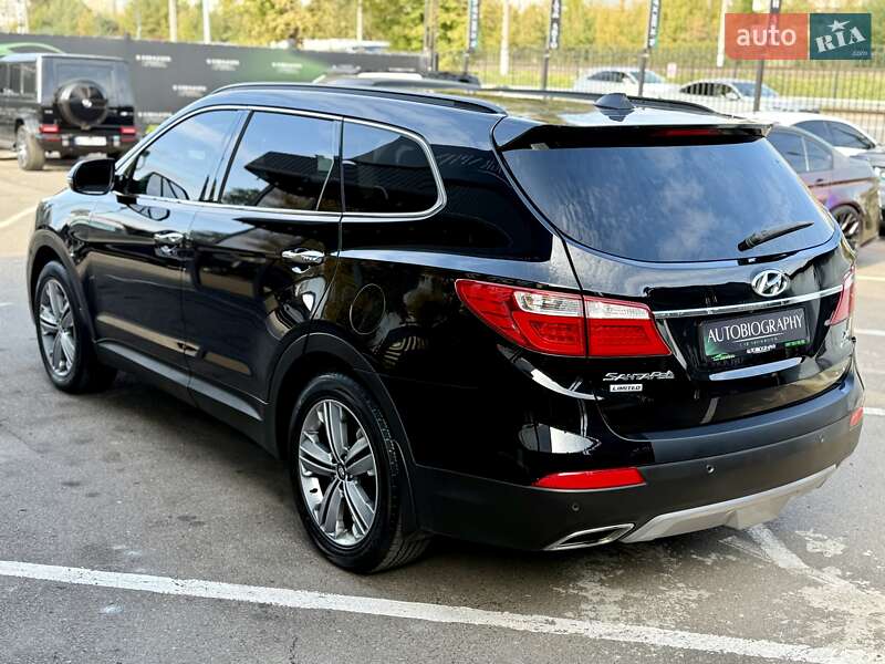 Внедорожник / Кроссовер Hyundai Grand Santa Fe 2015 в Киеве