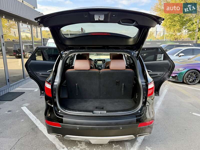 Внедорожник / Кроссовер Hyundai Grand Santa Fe 2015 в Киеве