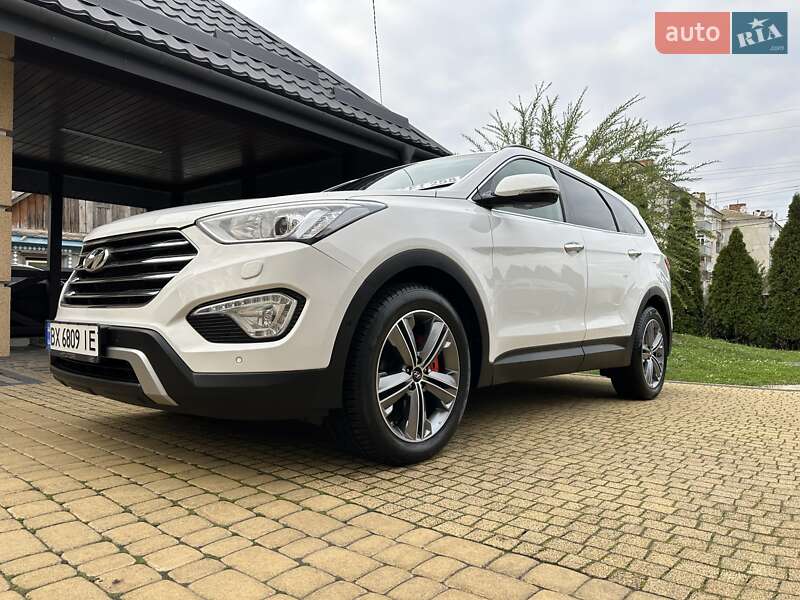 Внедорожник / Кроссовер Hyundai Grand Santa Fe 2015 в Хмельницком