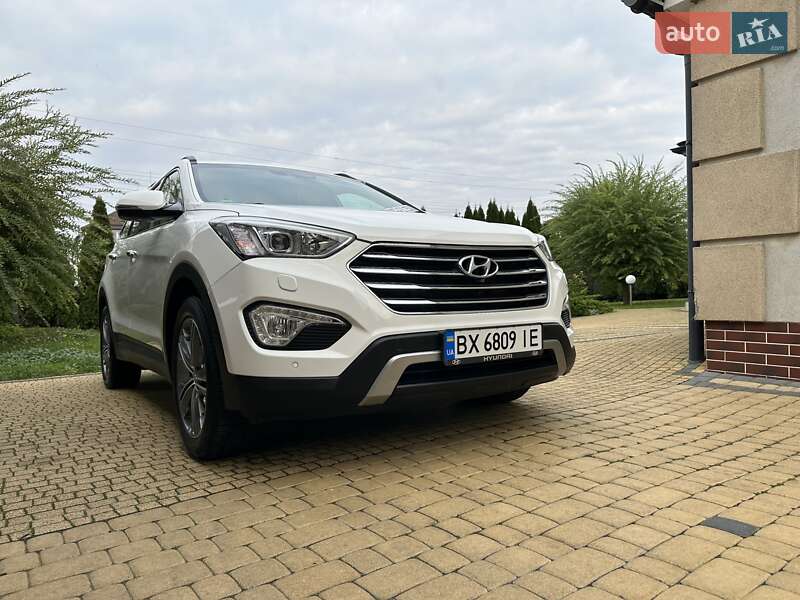 Внедорожник / Кроссовер Hyundai Grand Santa Fe 2015 в Хмельницком