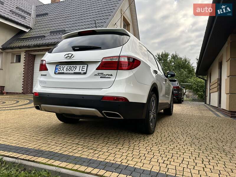Внедорожник / Кроссовер Hyundai Grand Santa Fe 2015 в Хмельницком