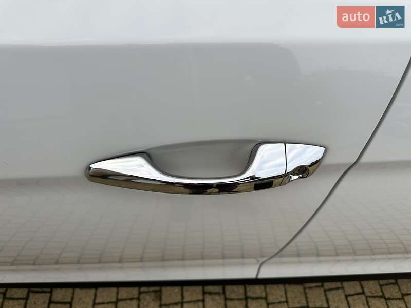 Внедорожник / Кроссовер Hyundai Grand Santa Fe 2015 в Хмельницком