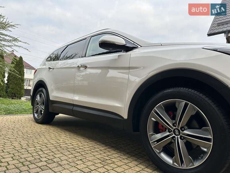 Внедорожник / Кроссовер Hyundai Grand Santa Fe 2015 в Хмельницком