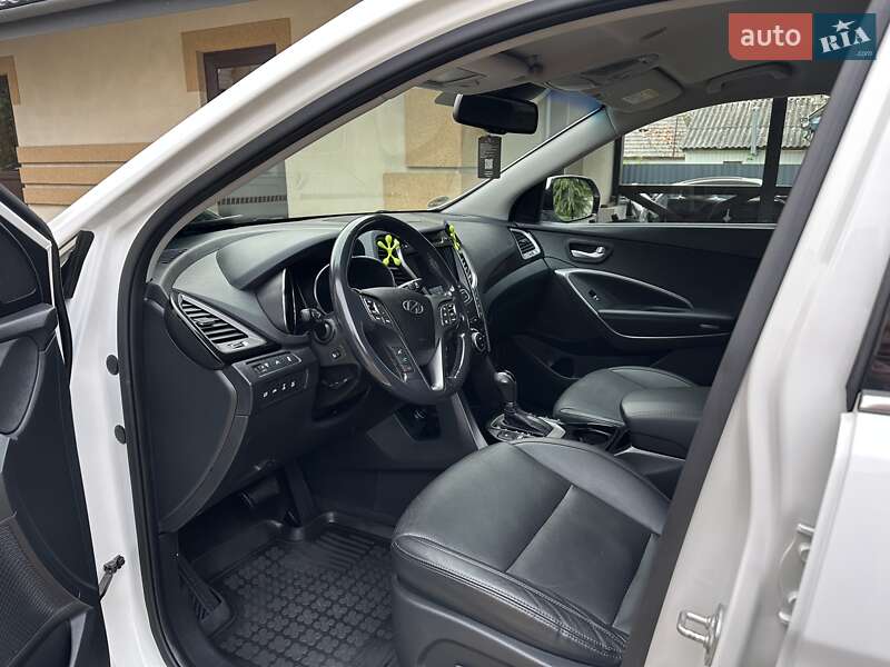 Внедорожник / Кроссовер Hyundai Grand Santa Fe 2015 в Хмельницком