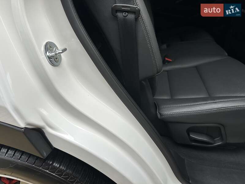 Внедорожник / Кроссовер Hyundai Grand Santa Fe 2015 в Хмельницком