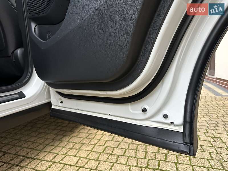 Внедорожник / Кроссовер Hyundai Grand Santa Fe 2015 в Хмельницком