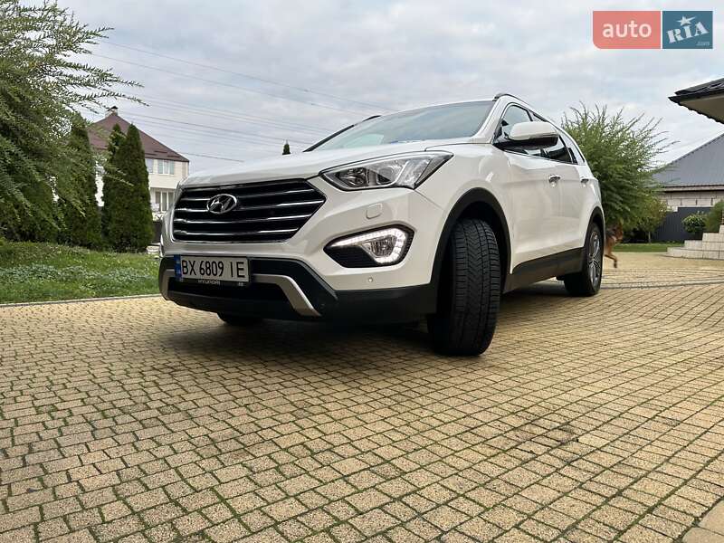 Внедорожник / Кроссовер Hyundai Grand Santa Fe 2015 в Хмельницком