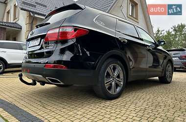 Внедорожник / Кроссовер Hyundai Grand Santa Fe 2015 в 