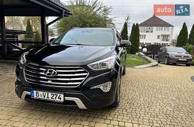 Внедорожник / Кроссовер Hyundai Grand Santa Fe 2015 в 