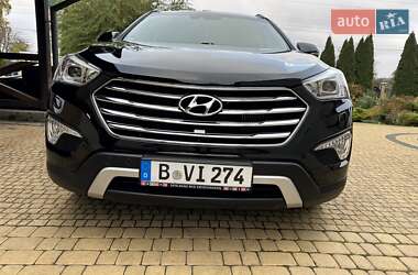Внедорожник / Кроссовер Hyundai Grand Santa Fe 2015 в 