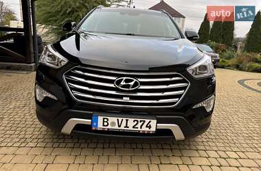 Внедорожник / Кроссовер Hyundai Grand Santa Fe 2015 в 