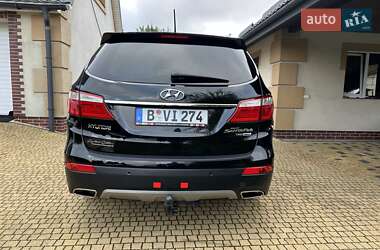 Внедорожник / Кроссовер Hyundai Grand Santa Fe 2015 в 
