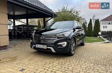 Внедорожник / Кроссовер Hyundai Grand Santa Fe 2015 в 