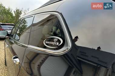 Внедорожник / Кроссовер Hyundai Grand Santa Fe 2015 в 