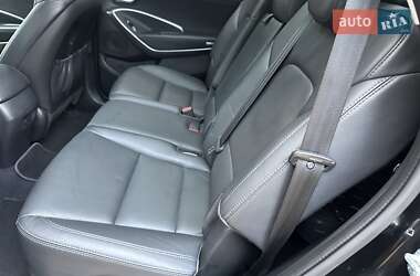 Внедорожник / Кроссовер Hyundai Grand Santa Fe 2015 в 