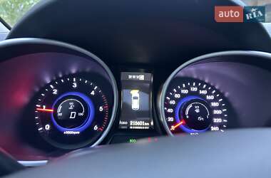 Внедорожник / Кроссовер Hyundai Grand Santa Fe 2015 в 