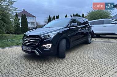 Внедорожник / Кроссовер Hyundai Grand Santa Fe 2015 в 