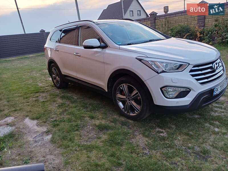 Hyundai Grand Santa Fe 2014 Hyundai Grand Santa Fe 2014