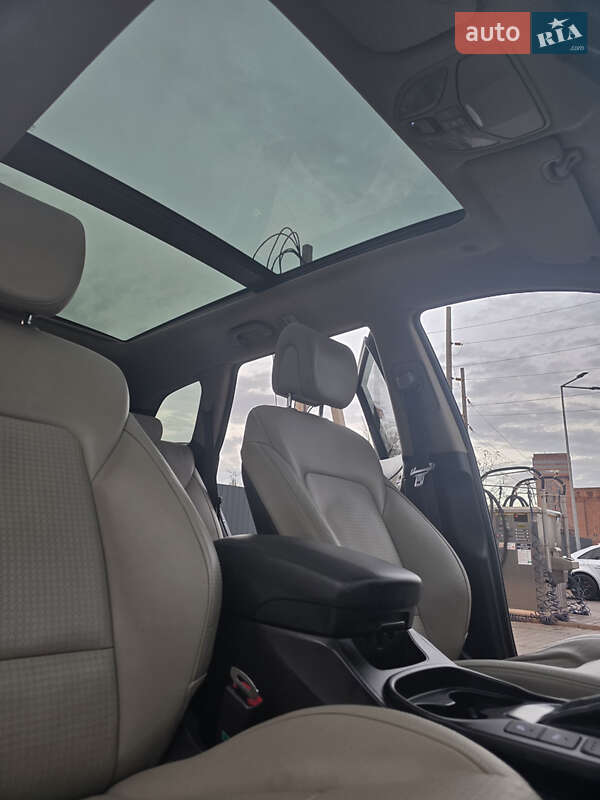 Внедорожник / Кроссовер Hyundai Grand Santa Fe 2014 в Кривом Роге