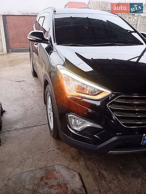 Внедорожник / Кроссовер Hyundai Grand Santa Fe 2015 в Каменском