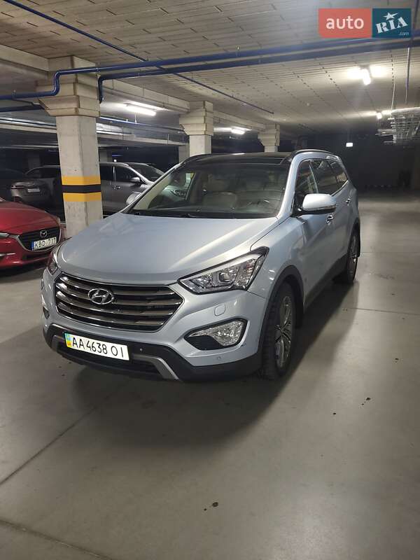 Hyundai Grand Santa Fe 2014