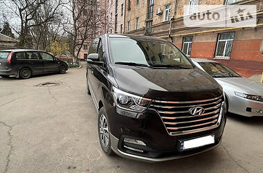 Мінівен Hyundai Grand Starex 2018 в Маріуполі
