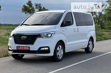 Hyundai Grand Starex 2019