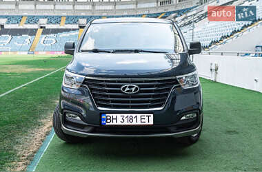 Hyundai Grand Starex 2018