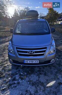 Hyundai Grand Starex 2015