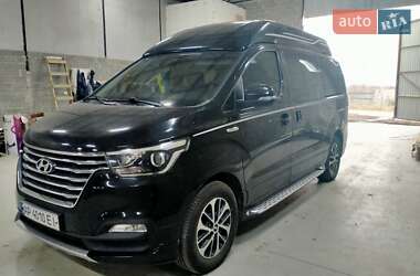Hyundai Grand Starex 2018