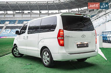 Минивэн Hyundai Grand Starex 2019 в 