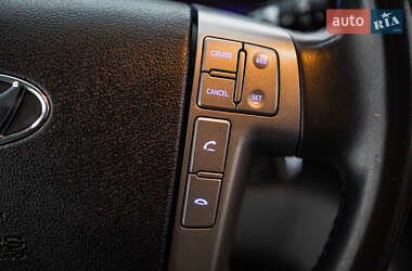 Минивэн Hyundai Grand Starex 2019 в 