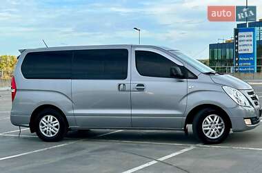 Минивэн Hyundai Grand Starex 2017 в 
