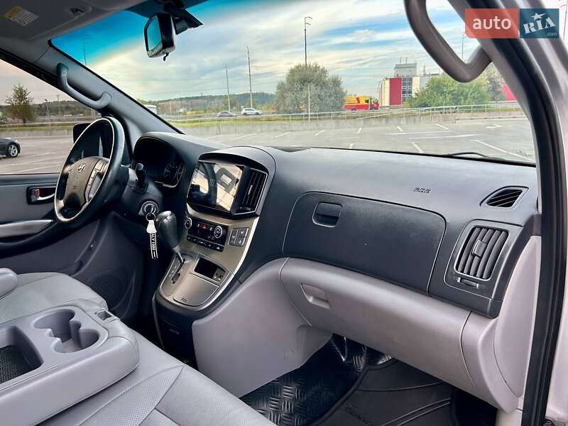 Минивэн Hyundai Grand Starex 2017 в Киеве фото 38 Минивэн Hyundai Grand Starex 2017 в Киеве